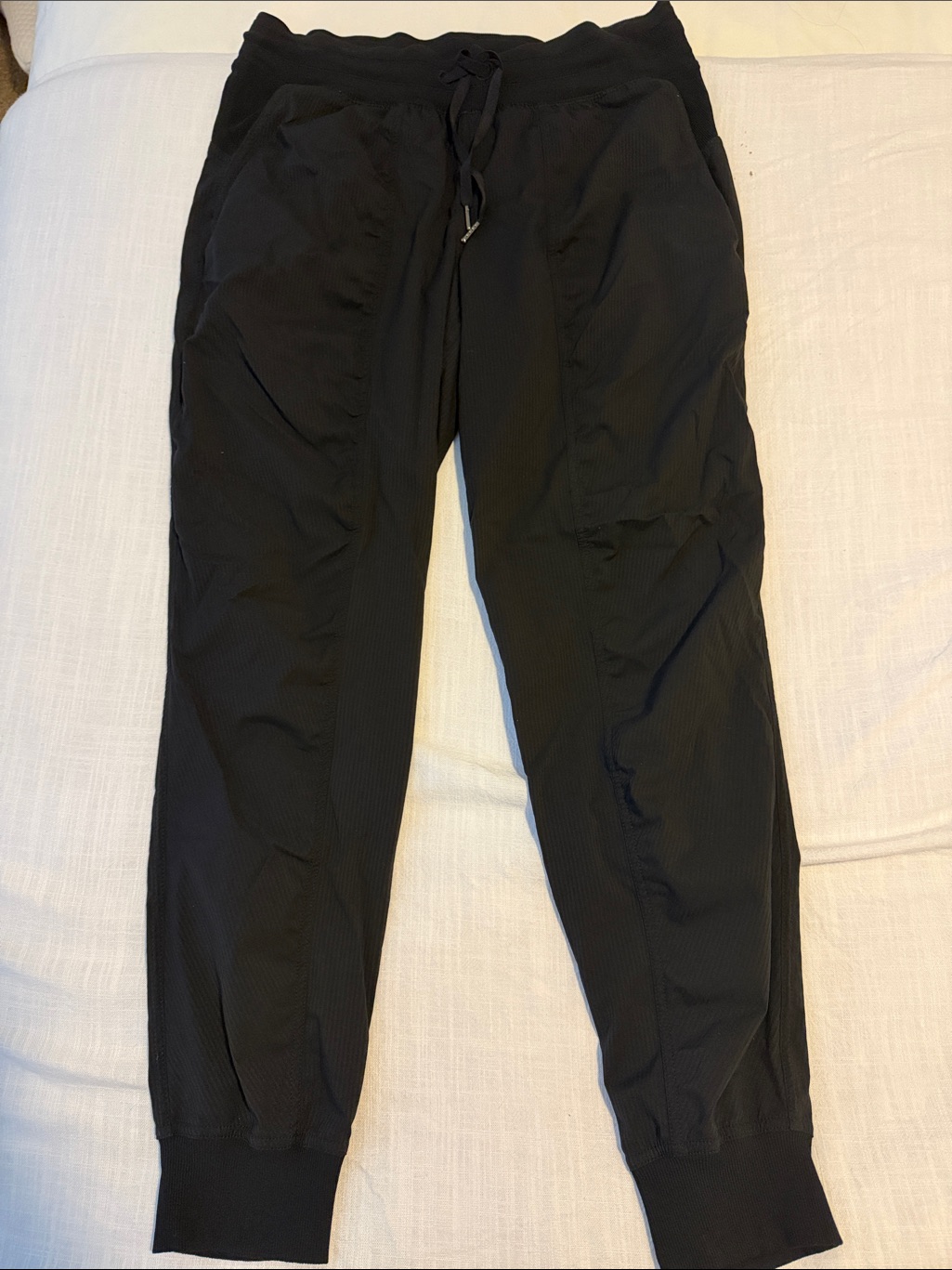 Lululemon Athletica Black Ribbed Cuff Joggers
